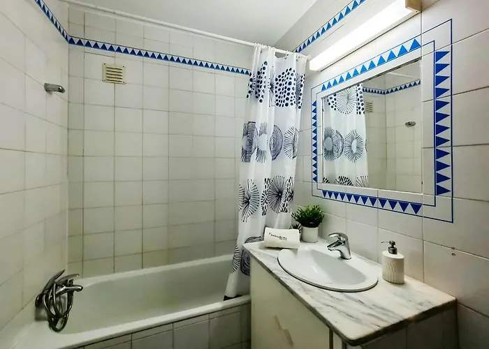 公寓 Flh Modest Flat With Balcony